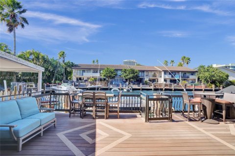 Touwnhouse à louer à North Miami Beach, Floride: 2 chambres, 144 m2 № 1786485 - photo 29