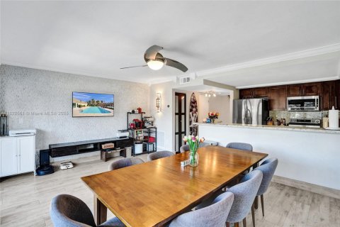 Touwnhouse à louer à North Miami Beach, Floride: 2 chambres, 144 m2 № 1786485 - photo 16
