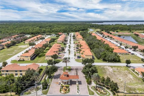 Casa en venta en Kissimmee, Florida, 2 dormitorios, 85.75 m2 № 1915312 - foto 21