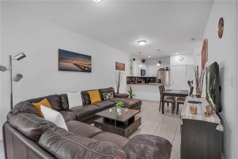 Casa en venta en Kissimmee, Florida, 2 dormitorios, 85.75 m2 № 1915312 - foto 17