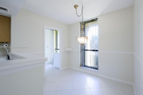 Condominio en venta en Palm Beach Gardens, Florida, 2 dormitorios, 140.38 m2 № 1710254 - foto 10