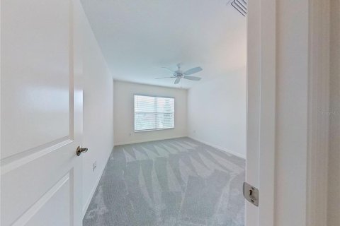 House in The Villages, Florida 3 bedrooms, 144.83 sq.m. № 2203412 - photo 27
