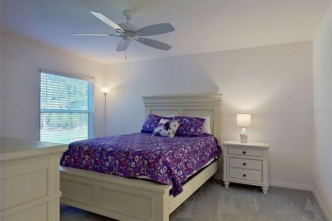 House in The Villages, Florida 3 bedrooms, 144.83 sq.m. № 2203412 - photo 19