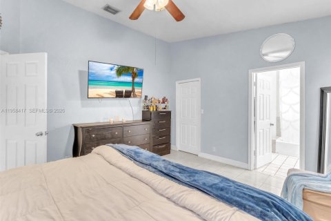 House in Fort Lauderdale, Florida 4 bedrooms, 173.91 sq.m. № 2021931 - photo 23