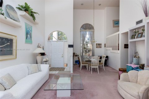 Villa ou maison à vendre à Davie, Floride: 3 chambres, 168.99 m2 № 1963944 - photo 12