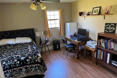 House in Alachua, Florida 2 bedrooms, 106.28 sq.m. № 1584428 - photo 27