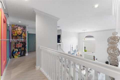 Villa ou maison à vendre à Miramar, Floride: 6 chambres, 384.34 m2 № 2025544 - photo 16