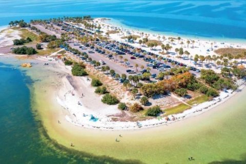 Купить виллу или дом в Тарпон-Спрингс, Флорида 8 комнат, 151.52м2, № 2237467 - фото 30