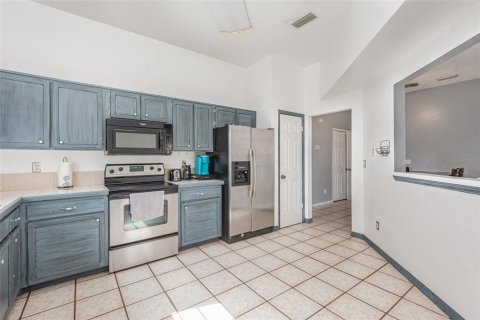 Villa ou maison à vendre à Titusville, Floride: 4 chambres, 156.35 m2 № 1883398 - photo 10