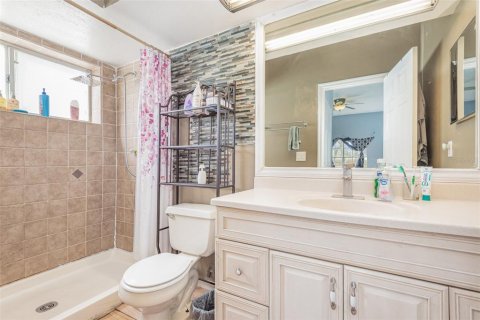 Villa ou maison à vendre à Titusville, Floride: 4 chambres, 156.35 m2 № 1883398 - photo 15
