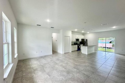 Casa en venta en Citrus Springs, Florida, 4 dormitorios, 146.79 m2 № 1351461 - foto 5