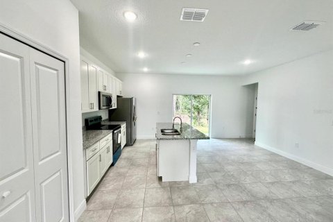 Casa en venta en Citrus Springs, Florida, 4 dormitorios, 146.79 m2 № 1351461 - foto 6