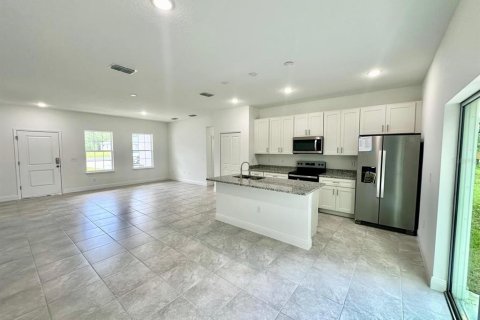 Casa en venta en Citrus Springs, Florida, 4 dormitorios, 146.79 m2 № 1351461 - foto 4