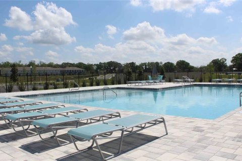 Townhouse in Ocala, Florida 3 bedrooms, 135.45 sq.m. № 1880002 - photo 21