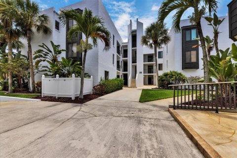Condo in Englewood, Florida, 2 bedrooms  № 667319 - photo 3