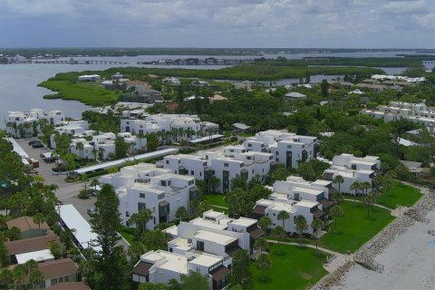 Condo in Englewood, Florida, 2 bedrooms  № 667319 - photo 8