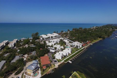 Condo in Englewood, Florida, 2 bedrooms  № 667319 - photo 26