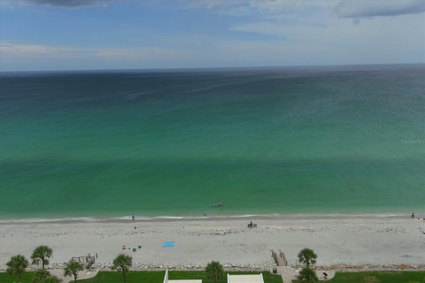 Condo in Englewood, Florida, 2 bedrooms  № 667319 - photo 29