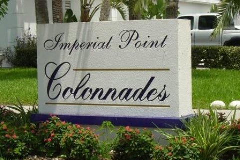 Condo in Fort Lauderdale, Florida, 2 bedrooms  № 871291 - photo 1