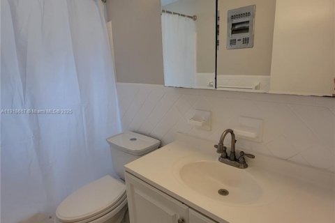 Appartement à louer à Miami Beach, Floride: 1 chambre, 65.03 m2 № 1974626 - photo 14