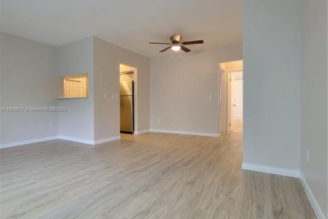 Appartement à louer à Miami Beach, Floride: 1 chambre, 65.03 m2 № 1974626 - photo 6