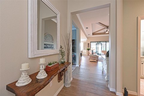 House in Bradenton, Florida 2 bedrooms, 169.73 sq.m. № 1835825 - photo 8