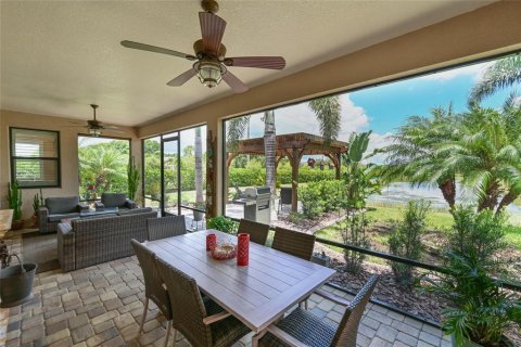 House in Bradenton, Florida 2 bedrooms, 169.73 sq.m. № 1835825 - photo 19