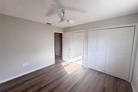 House in Spring Hill, Florida 3 bedrooms, 156.26 sq.m. № 2361079 - photo 17