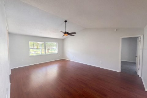 House in Spring Hill, Florida 3 bedrooms, 156.26 sq.m. № 2361079 - photo 16