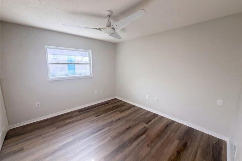 House in Spring Hill, Florida 3 bedrooms, 156.26 sq.m. № 2361079 - photo 11