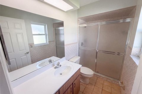 House in Spring Hill, Florida 3 bedrooms, 156.26 sq.m. № 2361079 - photo 18