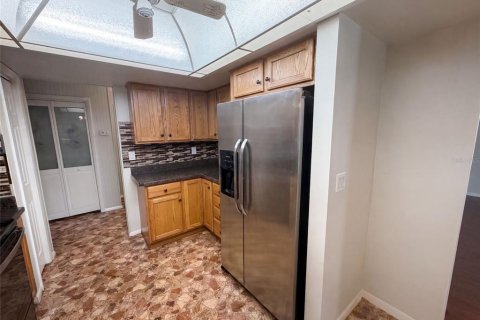 House in Spring Hill, Florida 3 bedrooms, 156.26 sq.m. № 2361079 - photo 6