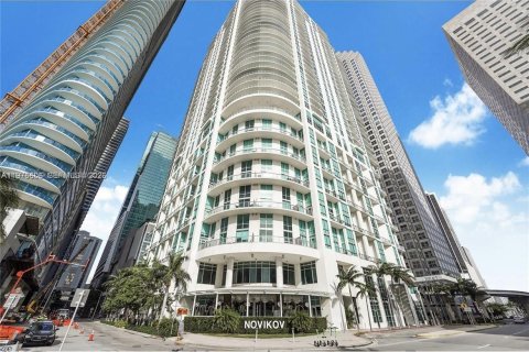 Снять в аренду кондоминиум в Майами, Флорида 2 спальни, 94.2м2, № 2040548 - фото 1