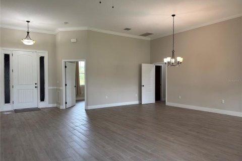 House in Palm Bay, Florida 4 bedrooms, 197.79 sq.m. № 1901030 - photo 7