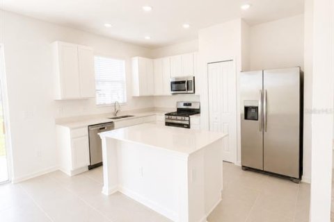 Touwnhouse à louer à Clermont, Floride: 3 chambres, 174.01 m2 № 2111074 - photo 7