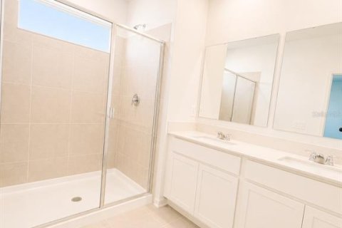 Touwnhouse à louer à Clermont, Floride: 3 chambres, 174.01 m2 № 2111074 - photo 11