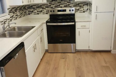 Casa en venta en Ocala, Florida, 2 dormitorios, 93.65 m2 № 1914680 - foto 11