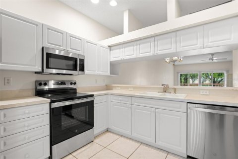 Copropriété à vendre à Saint Petersburg, Floride: 2 chambres, 155.15 m2 № 2129954 - photo 4