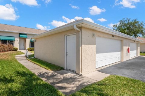 Copropriété à vendre à Saint Petersburg, Floride: 2 chambres, 155.15 m2 № 2129954 - photo 2