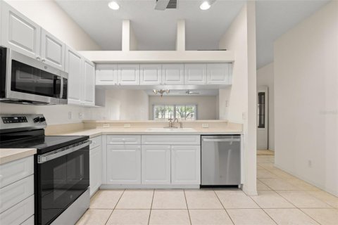 Copropriété à vendre à Saint Petersburg, Floride: 2 chambres, 155.15 m2 № 2129954 - photo 3