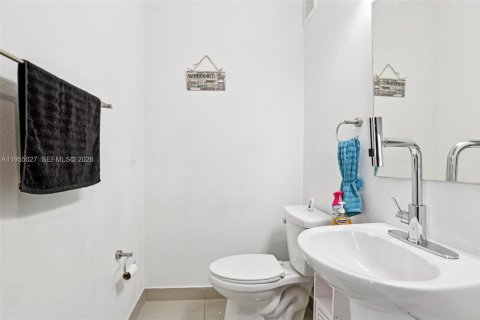 Casa en venta en Florida City, Florida, 5 dormitorios, 176.7 m2 № 2009352 - foto 22