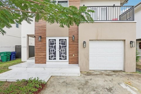Casa en venta en Florida City, Florida, 5 dormitorios, 176.7 m2 № 2009352 - foto 4