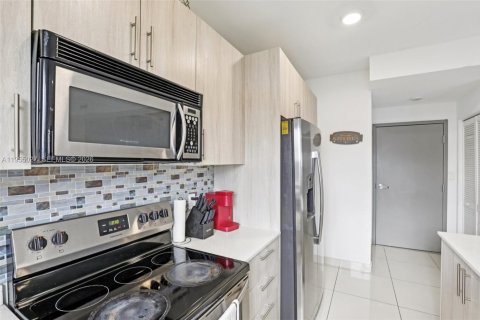 Casa en venta en Florida City, Florida, 5 dormitorios, 176.7 m2 № 2009352 - foto 21