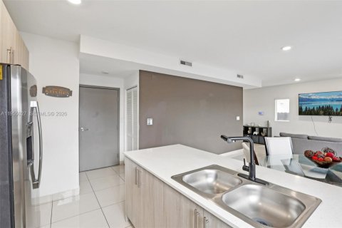 Casa en venta en Florida City, Florida, 5 dormitorios, 176.7 m2 № 2009352 - foto 20