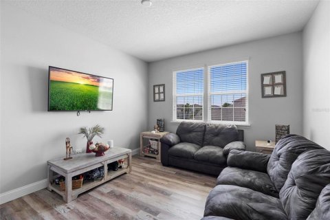 House in Kissimmee, Florida 3 bedrooms, 198.63 sq.m. № 1654369 - photo 24