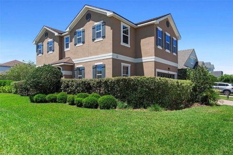 House in Kissimmee, Florida 3 bedrooms, 198.63 sq.m. № 1654369 - photo 2