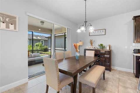 House in Kissimmee, Florida 3 bedrooms, 198.63 sq.m. № 1654369 - photo 9