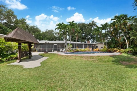 House in Miami, Florida 5 bedrooms, 268.49 sq.m. № 1874844 - photo 16