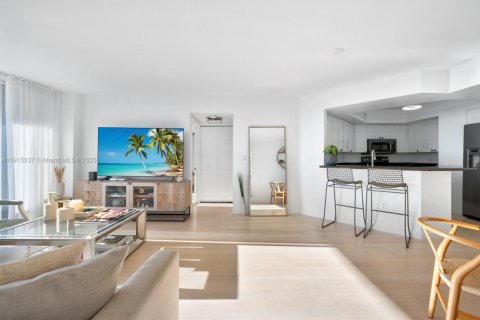 Снять в аренду кондоминиум в Майами-Бич, Флорида 2 спальни, 104.98м2, № 2034942 - фото 9