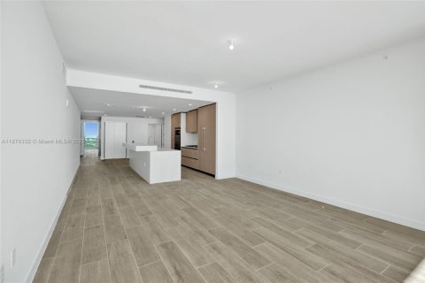 Condominio en alquiler en Pompano Beach, Florida, 3 dormitorios № 1927116 - foto 12